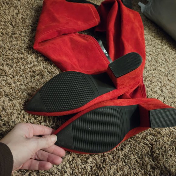 Knee high red boots NWOT free shipping - Picture 3 of 3